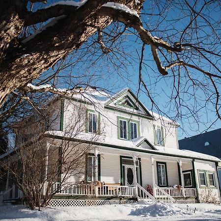 Auberge Incroyable Saint Adrien Екстериор снимка