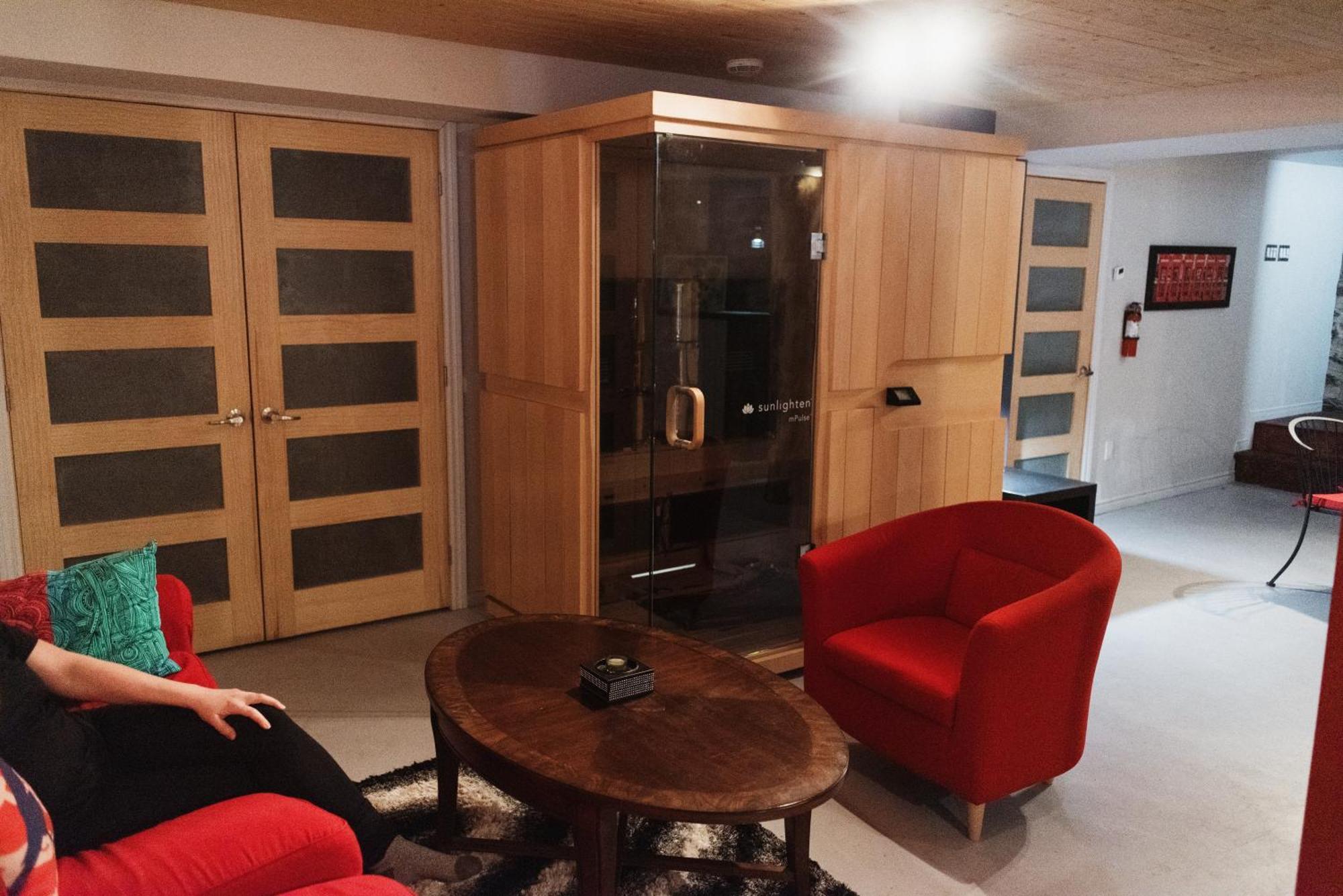 Auberge Incroyable Saint Adrien Екстериор снимка